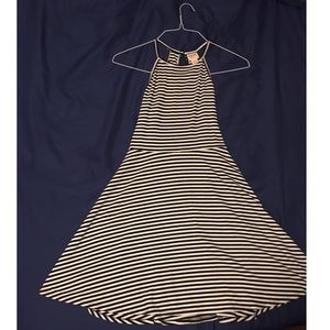 Women’s Small Casual Dress